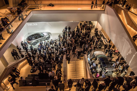 Atmo, Übersicht Weltpremiere des Range Rover Velar im Design Museum London am 01.03.2017 Foto: M.Nass / BrauerPhotos fuer Jaguar Land Rover
